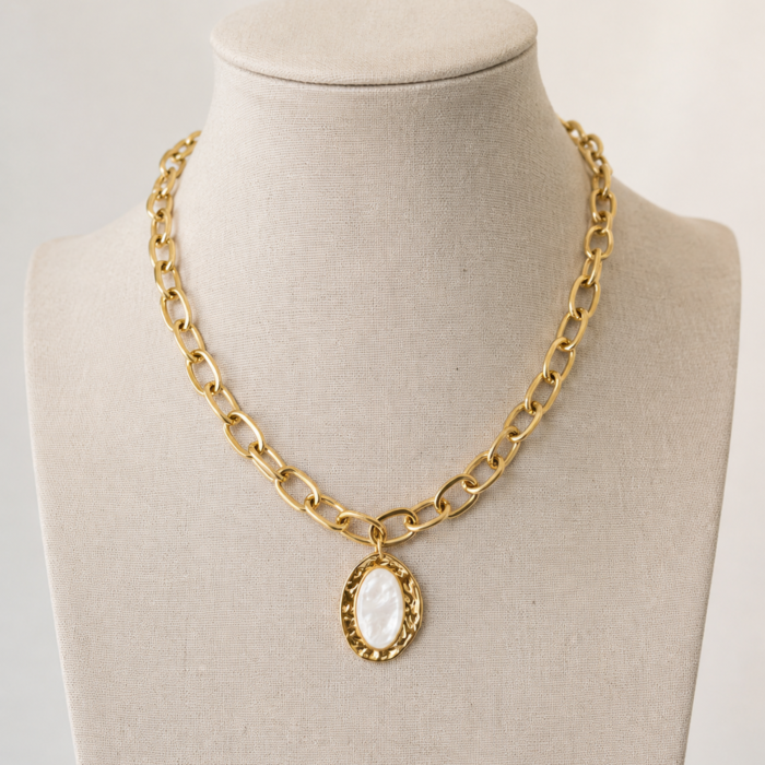 COLLAR PIEDRA BLANCA