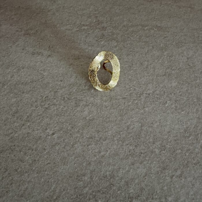 ANILLO GRANDE DORADO